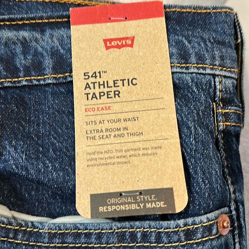 Levi's 541 Athletic Blue Jeans 48x32 NWT - Picture 9 of 13